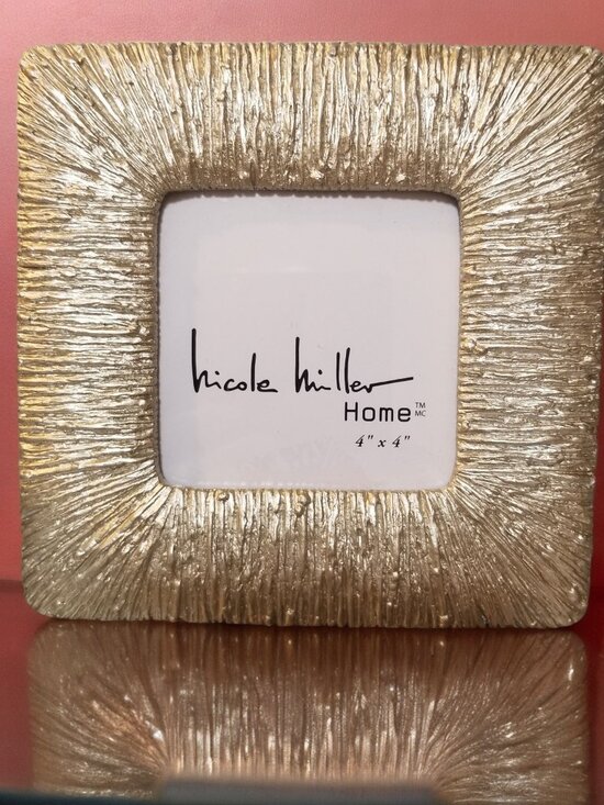 Nicole Miller Home Other - Nicole Miller Home 4x4 Silver Textured Photo Frame Modern Glam Square
